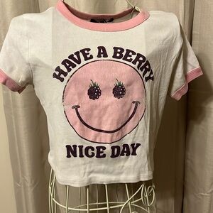 Cropped medium forever 21 shirt